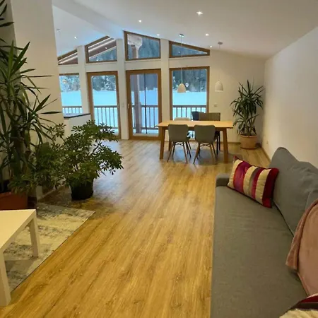 Schiedhof & Loft Dom wakacyjny Neukirchen am Großvenediger