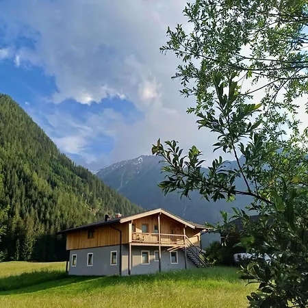 Schiedhof & Loft Dom wakacyjny Neukirchen am Großvenediger