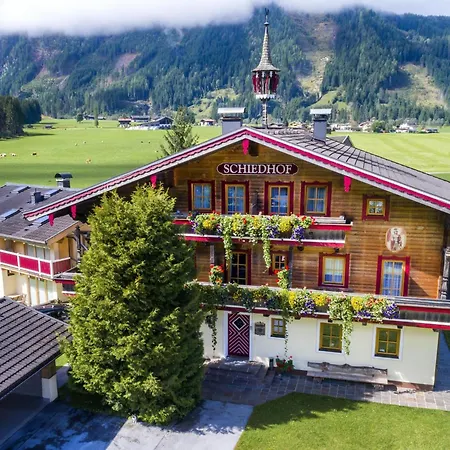 Schiedhof & Loft Neukirchen am Großvenediger